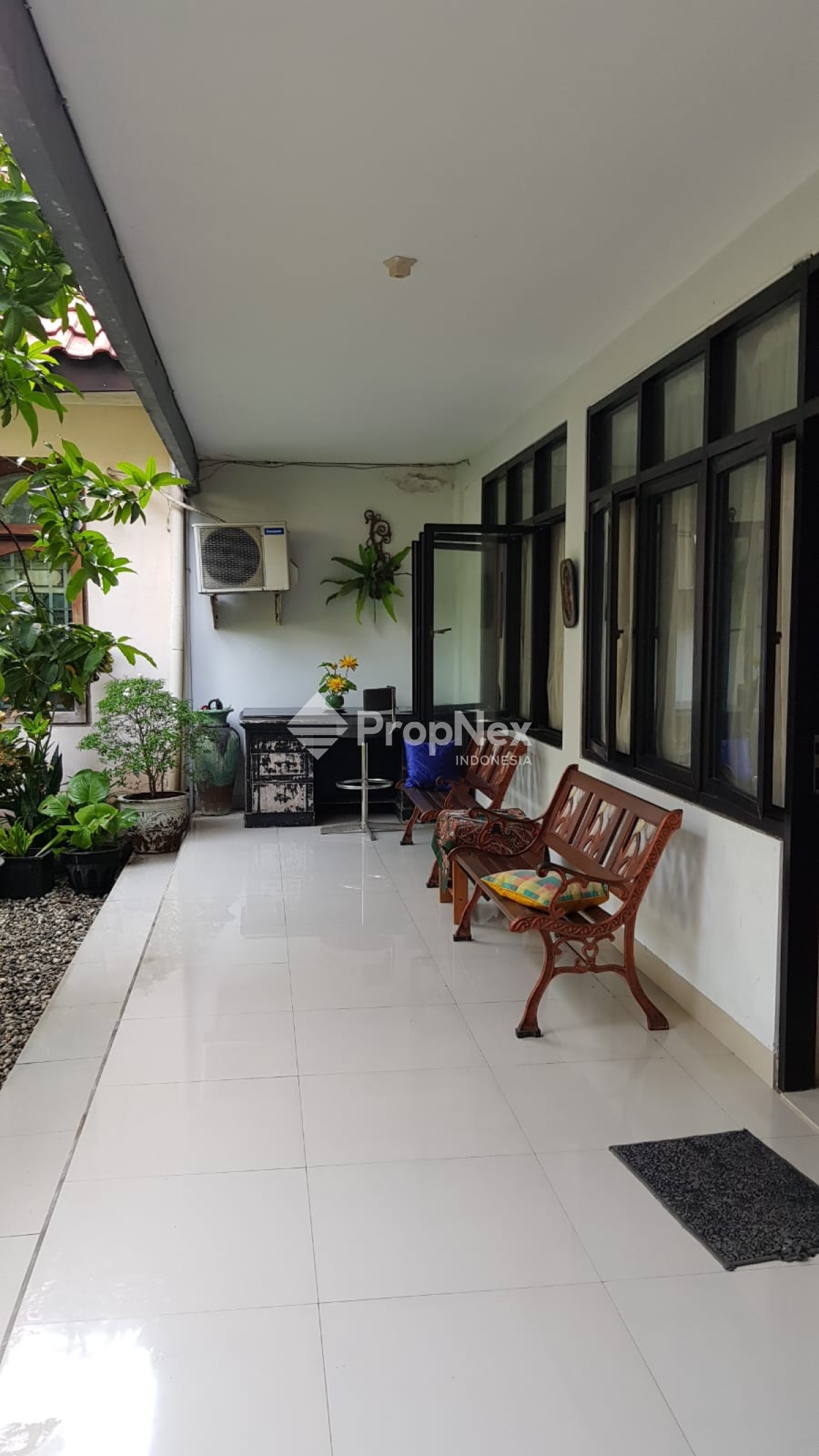 DARMO BARU BARAT,  Rumah Kost bangunan lama, dengan hunian 90% full — foto 7